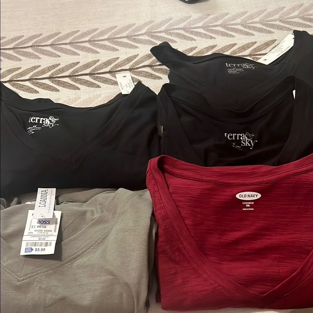 Old Navy Red Women's Tops